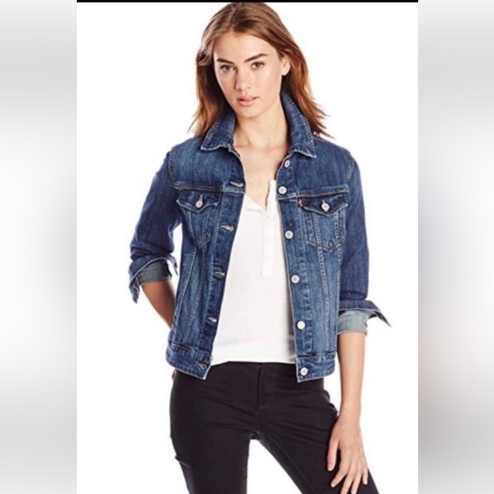 Signature Levi's Strauss Women's Denim Jacket - Picture 1 of 5